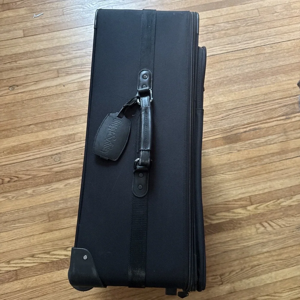 Briggs And Riley XL 28x21 Expandable 2 Wheel Luggage With Internal Garment Bag